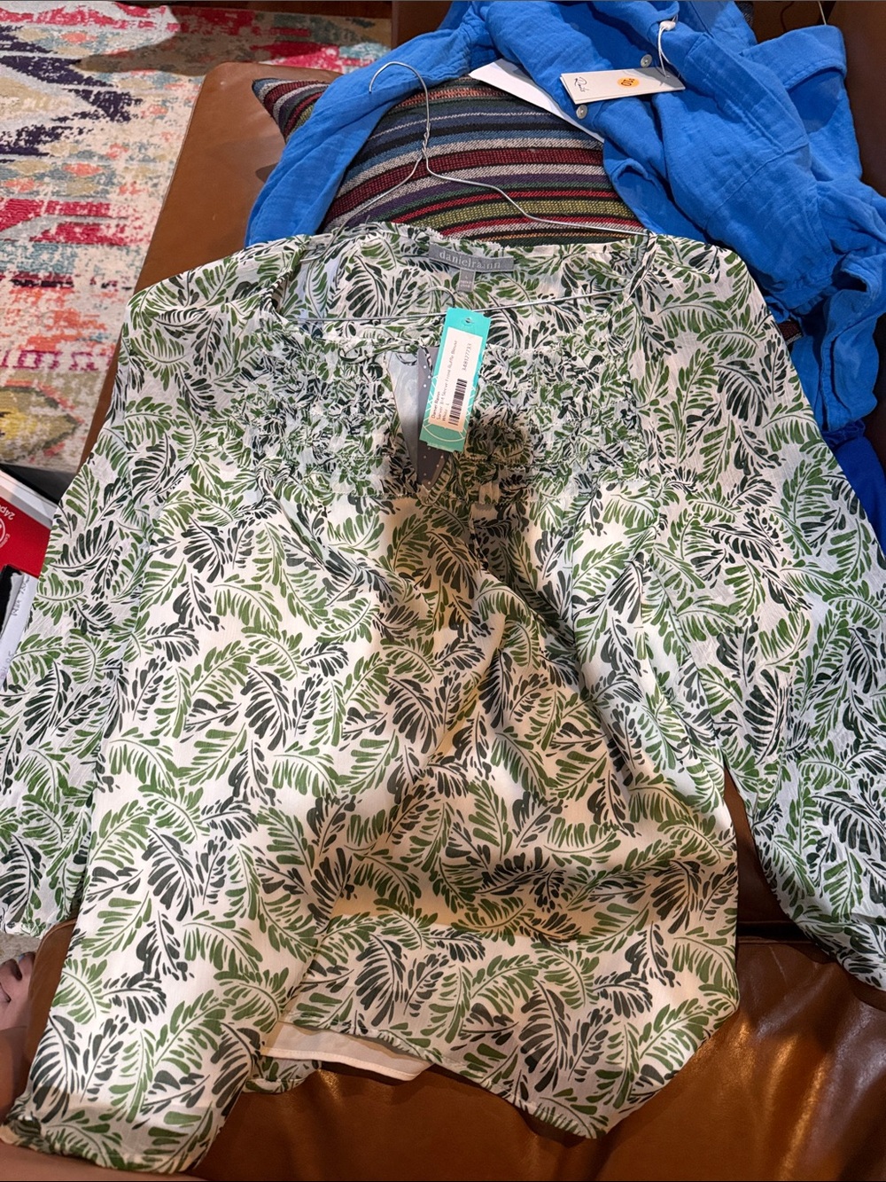 Daniel Rainn Green and White Leaf-Print Button Down Shirt